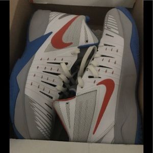 Nike zooms worn a few times